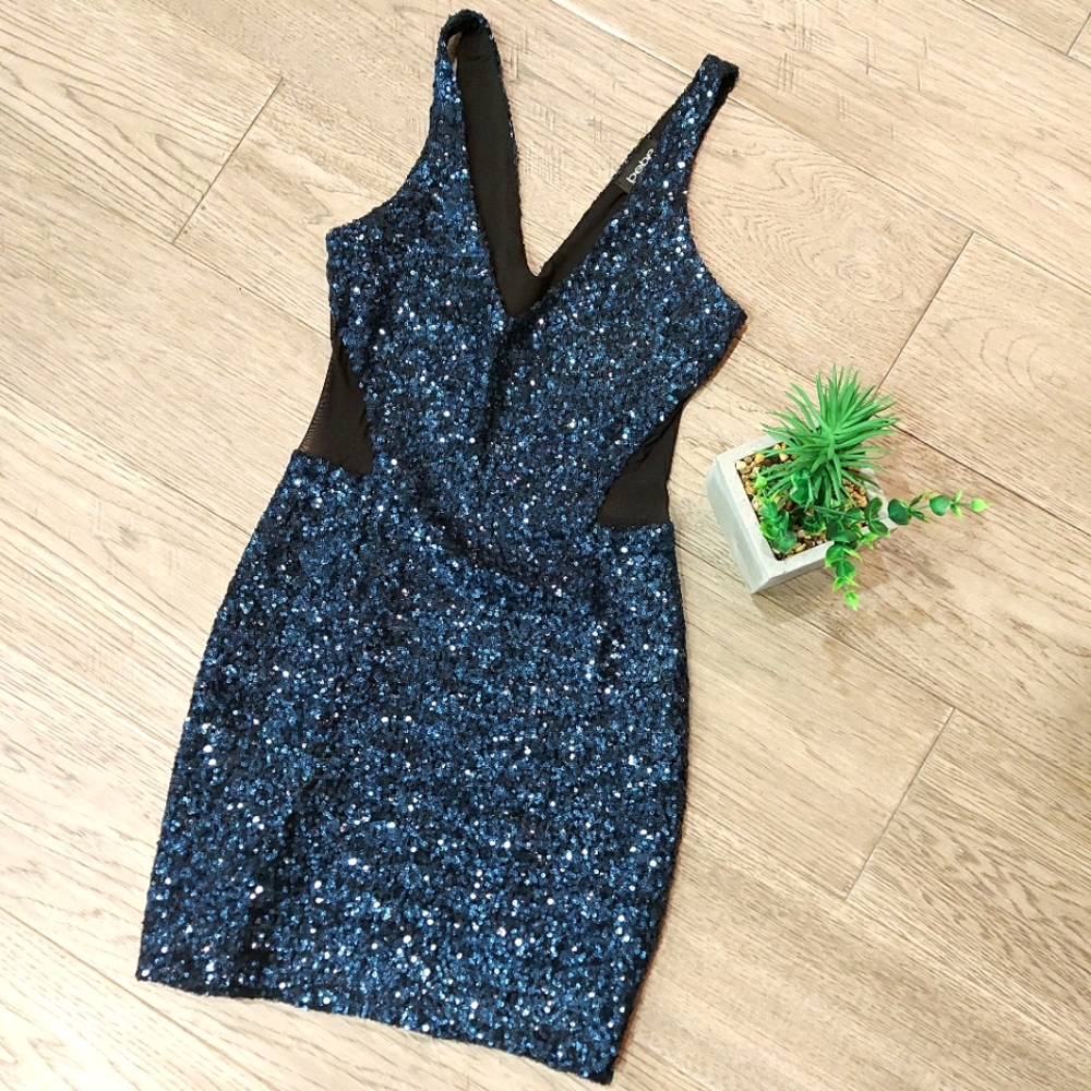 🌟HOST PICK🌟Bebe Blue Sequins Mini Dress size XS